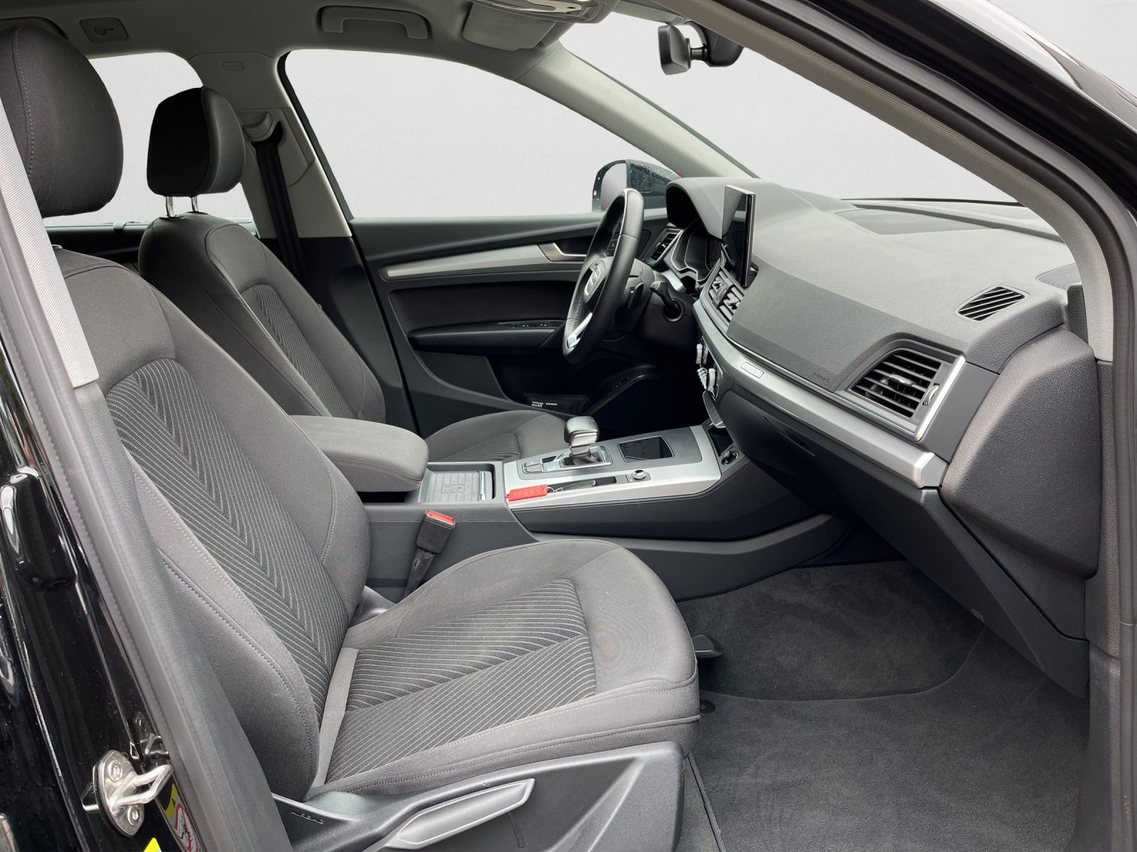 Audi Q5 40 TDI quattro - Samsaru's Car Outlet