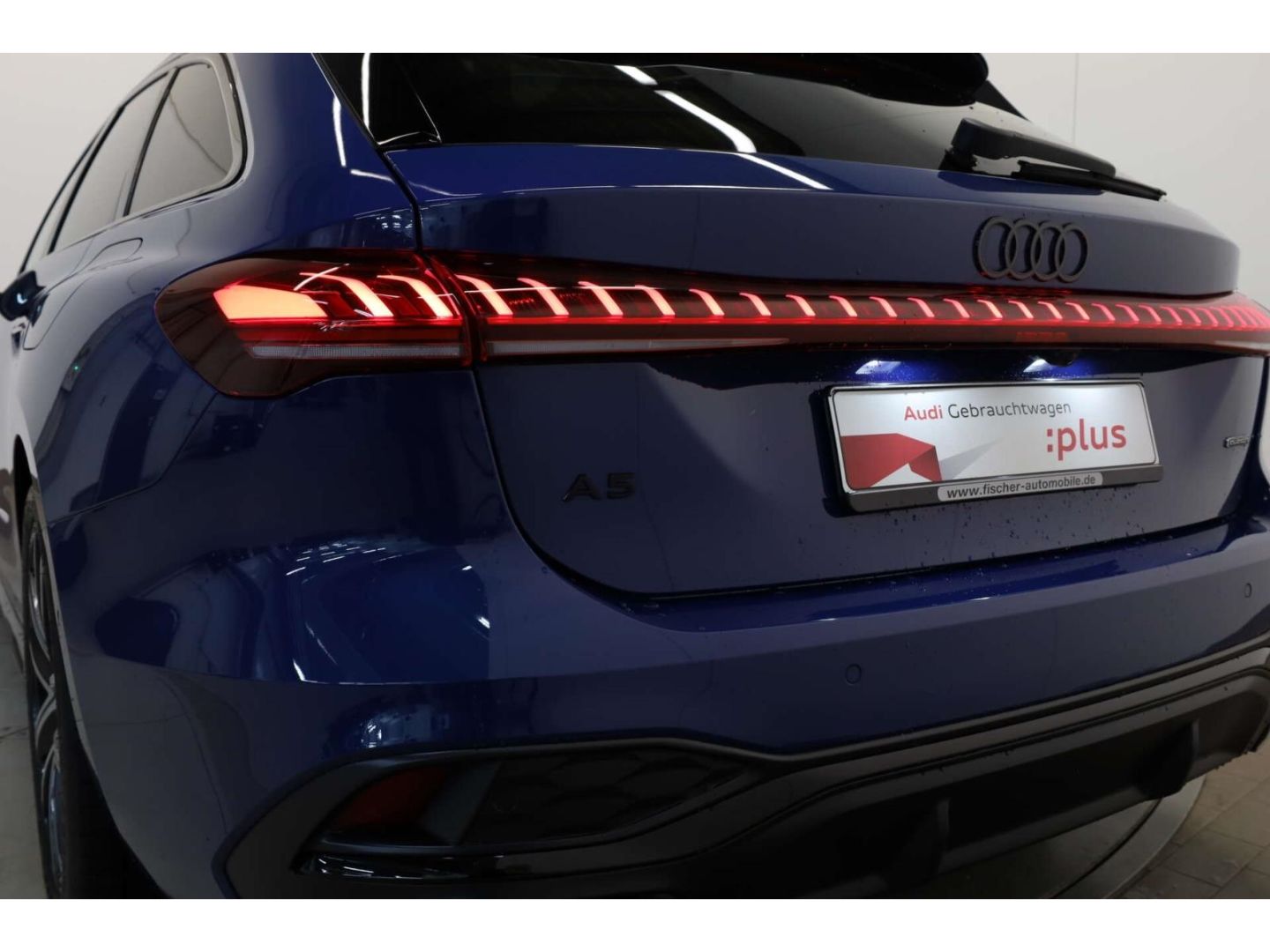 Audi A5 Avant e-hybrid quattro S line AHK/P-Dach/360