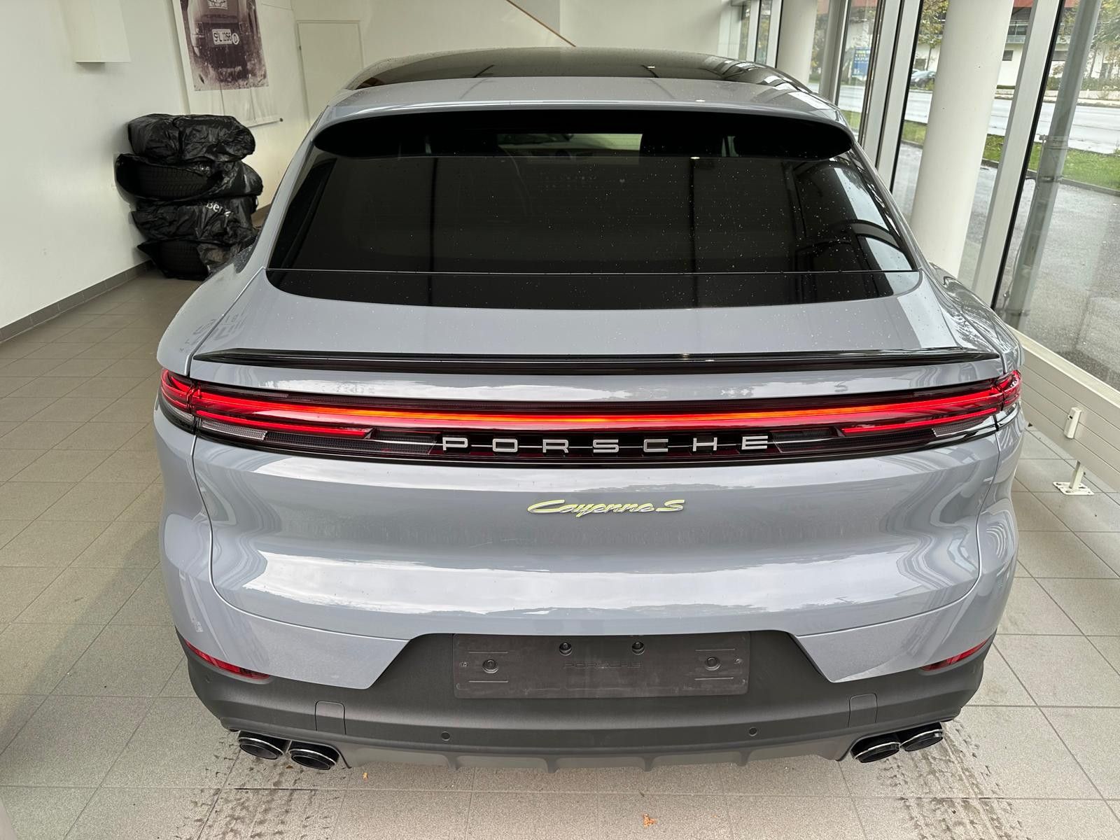 Porsche Cayenne S Hyb Coupe Facelift/gr-rot/AHK/Mtx/22