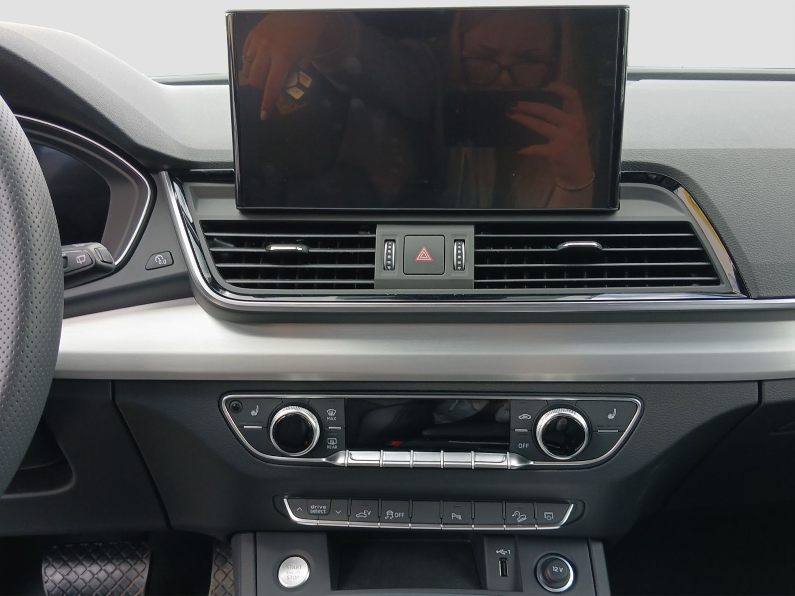 Audi Q5 50 TFSI e quattro S-tronic S line Matrix Stan