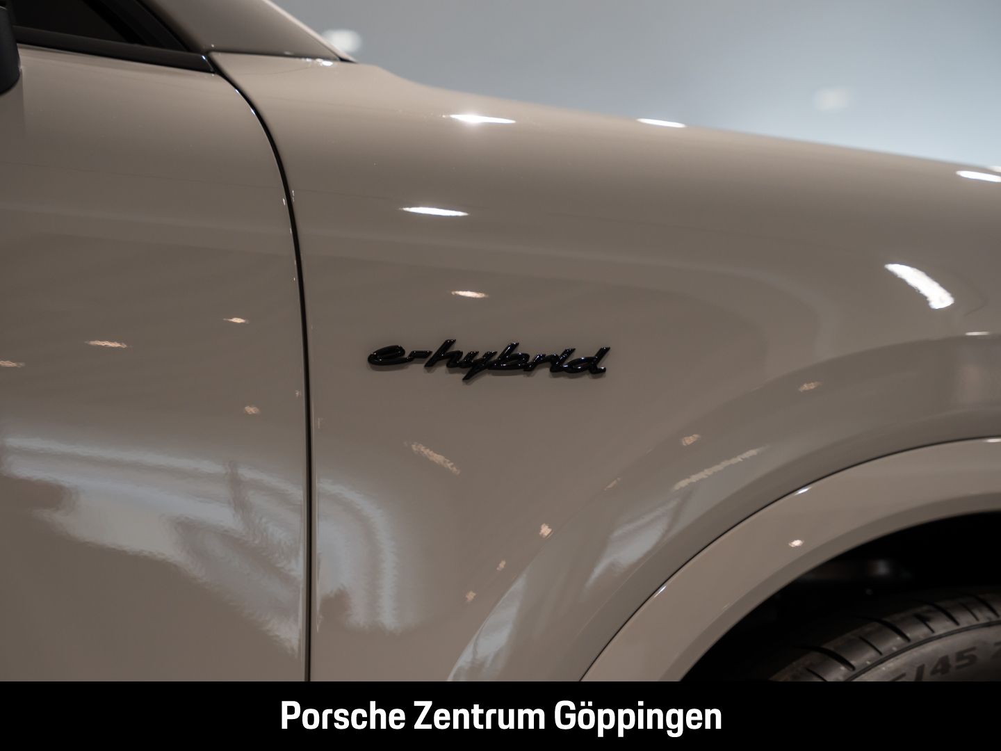 Porsche Cayenne E-Hybrid Coupe BOSE Luftfederung LED