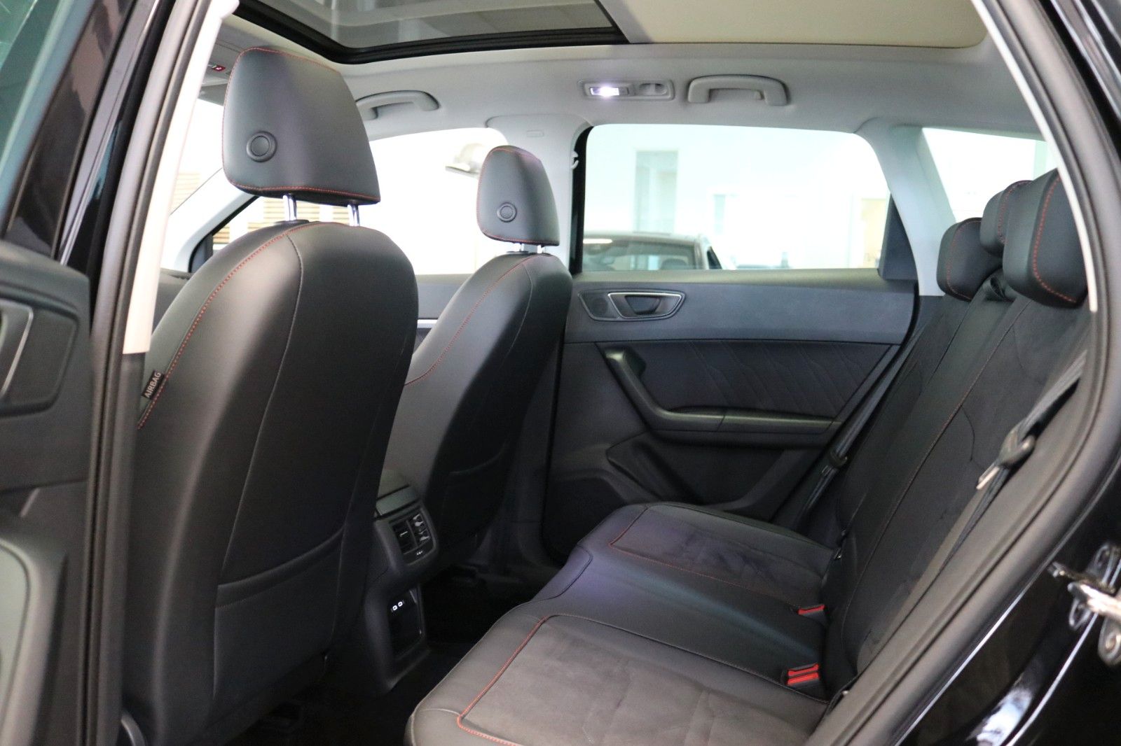 Seat Ateca FR Kamera Memory STHZ AHK Pano DAB+