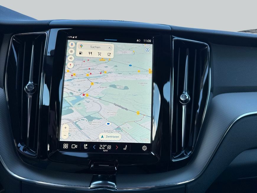 Volvo XC60 B5 B AWD Plus Dark