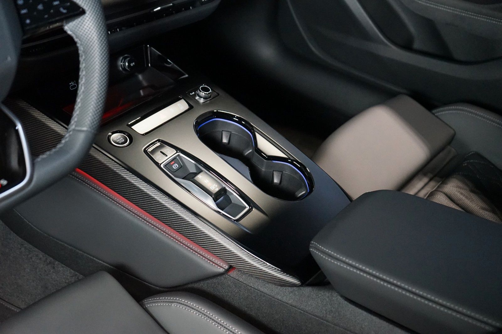 Audi A5*40 TDI*S-LINE*AUX.HEA*360*HUD*B&O*52.066€NETT