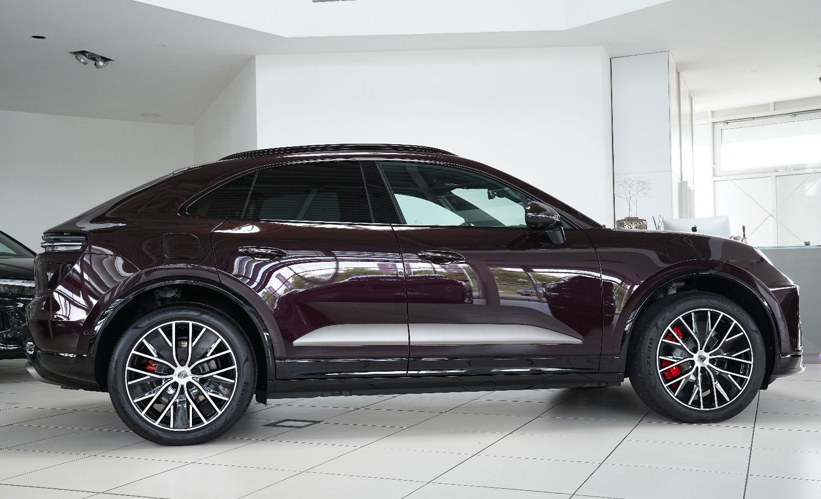 Porsche Macan Electric Turbo HUD Pano Chrono beluftung