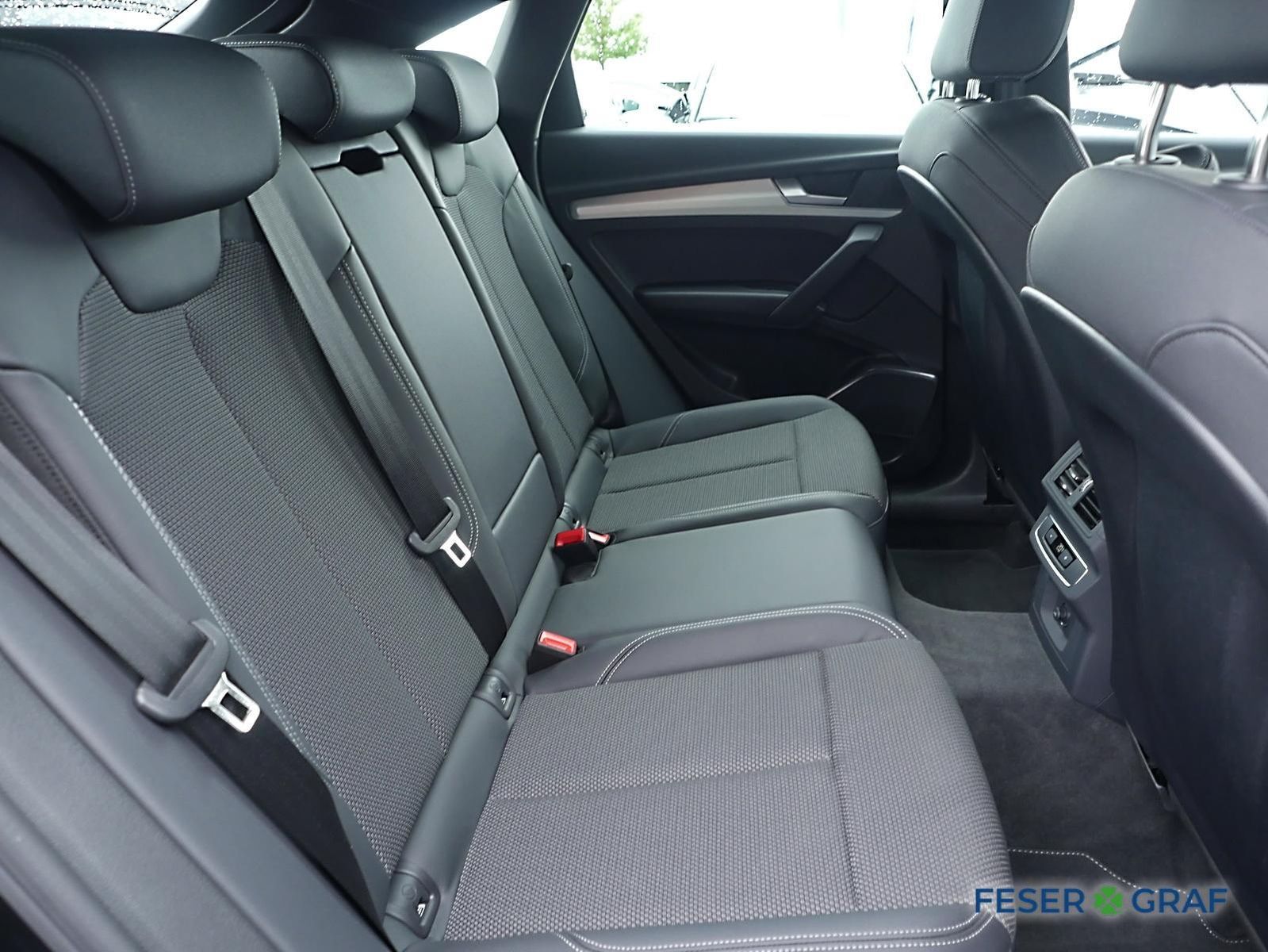 Audi Q5 Sportback 40 TDI quattro S line - Samsaru's Car Outlet