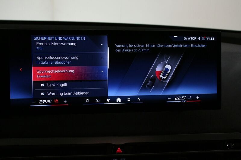 BMW iX M70 xDrive NP 144055.- AHK Pano B&W HuD ACC