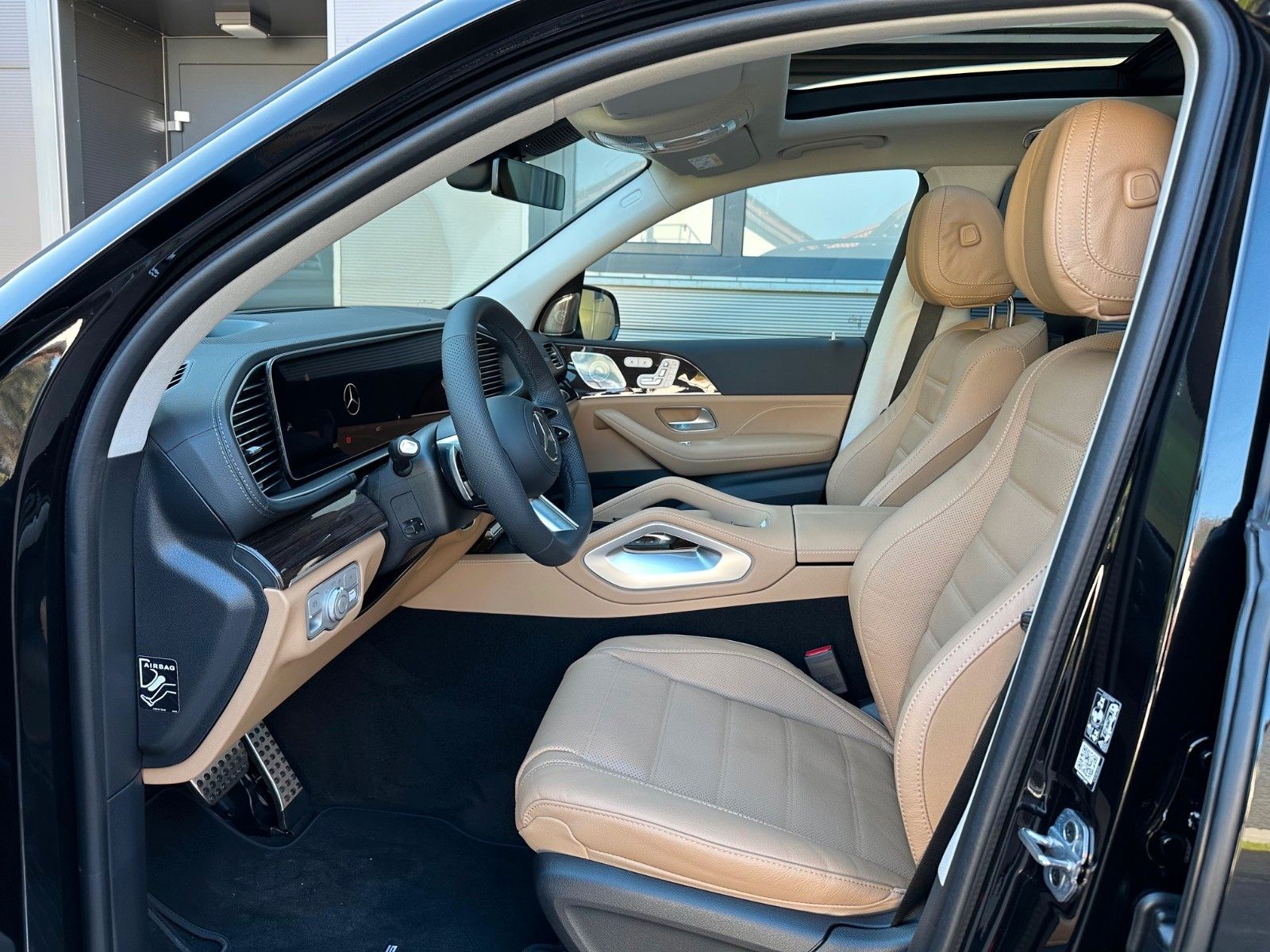 Mercedes-Benz GLS 580 Ultimate - Samsaru's Car Outlet