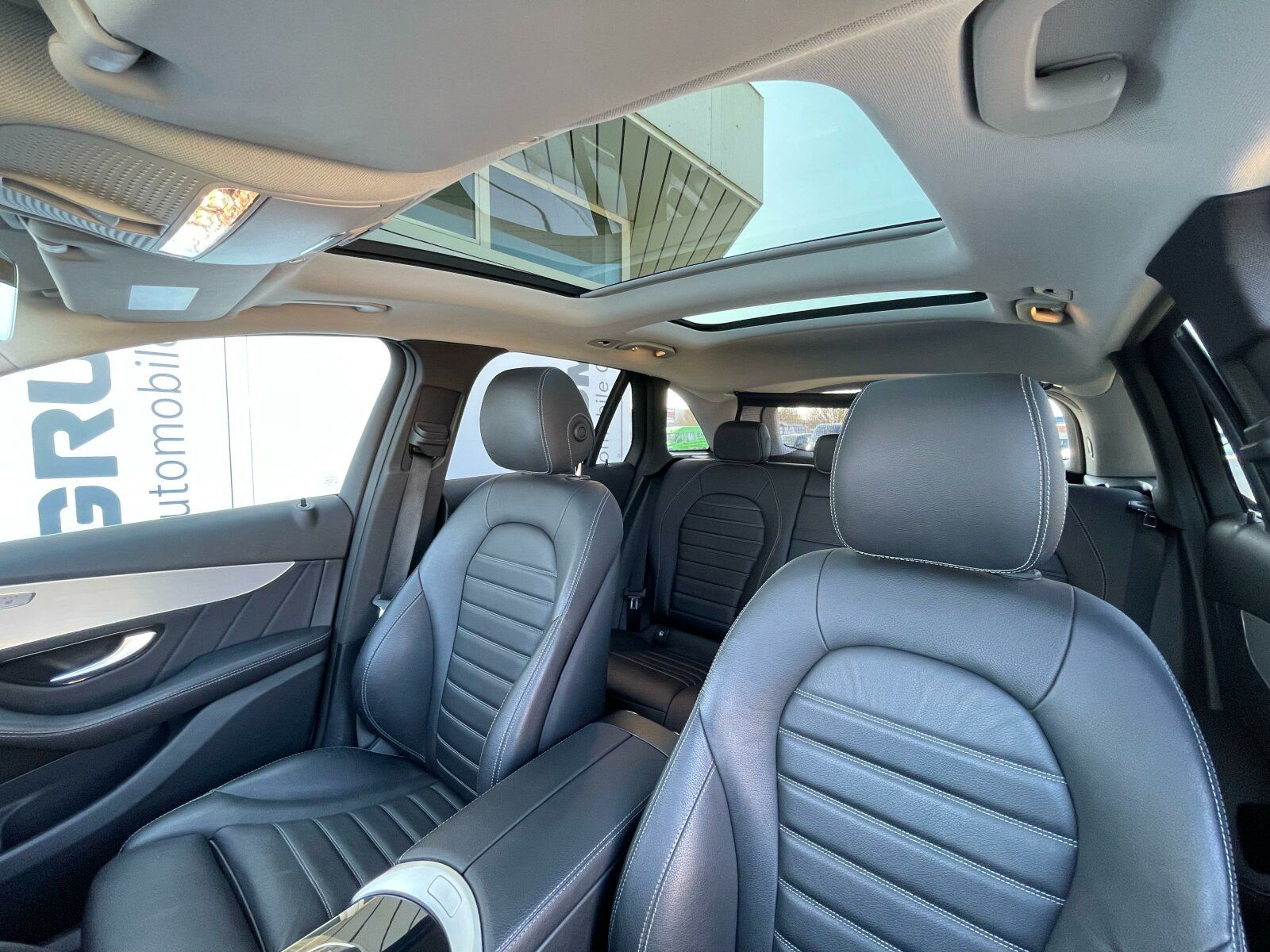 Mercedes-Benz GLC 300 de 4M AMG - Samsaru's Car Outlet