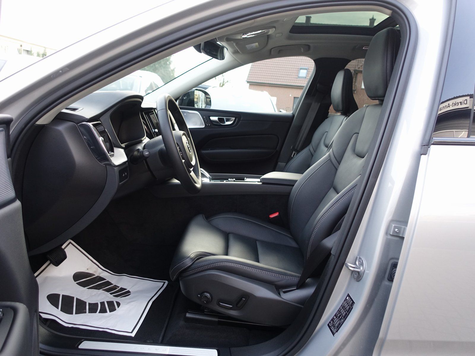 Volvo XC60 Ultra T8 AWD/Massage/B&W/FourC/AHK/360°/BLS