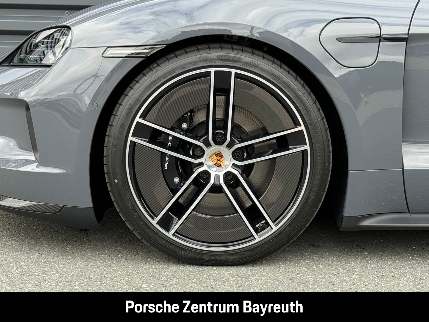 Porsche Taycan GTS*SPORT DES. CARBON*CARBONFELGE*MASSAGE