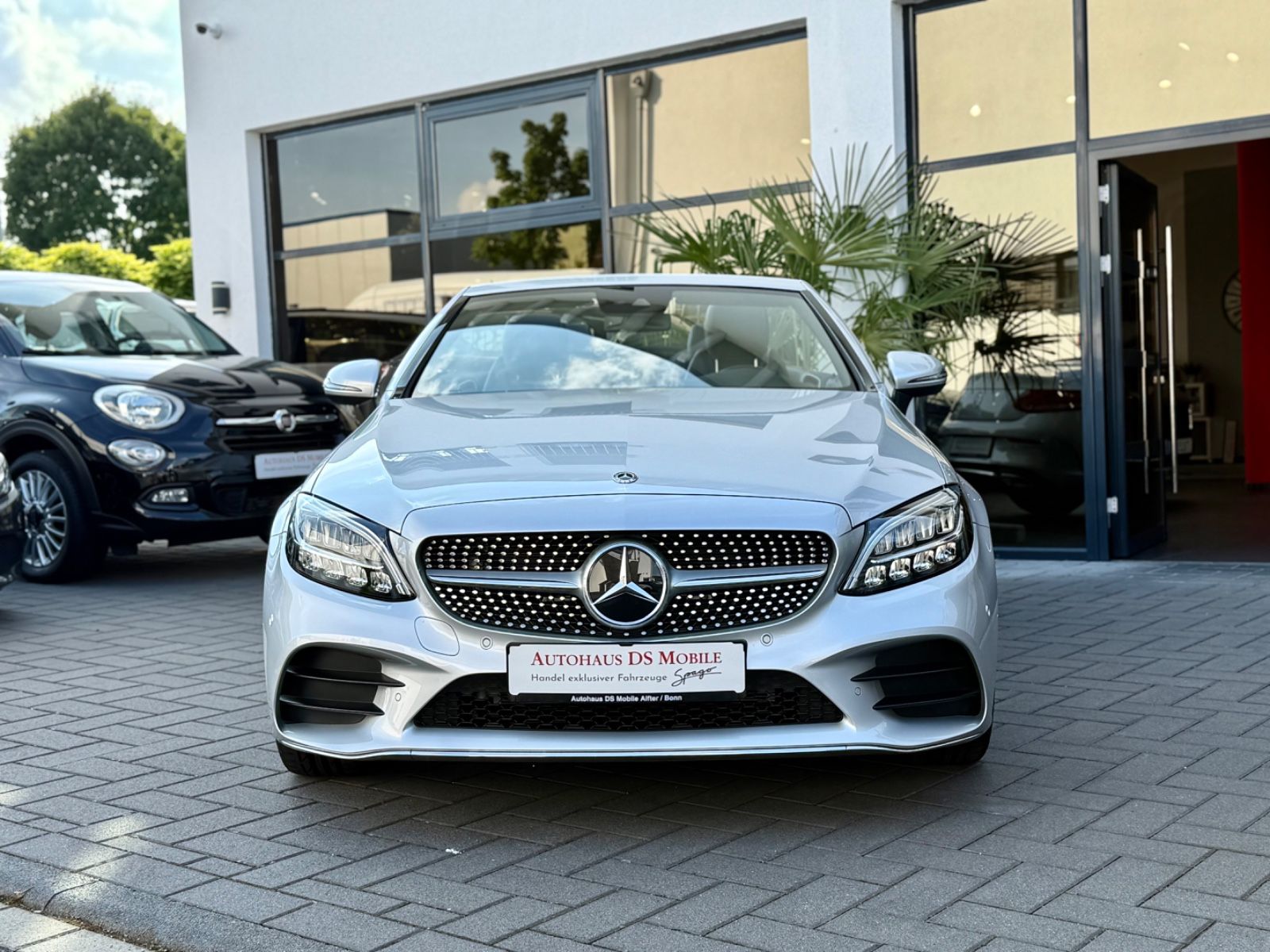 Mercedes-Benz C 200 Cabrio AMG Line - Samsaru's Car Outlet