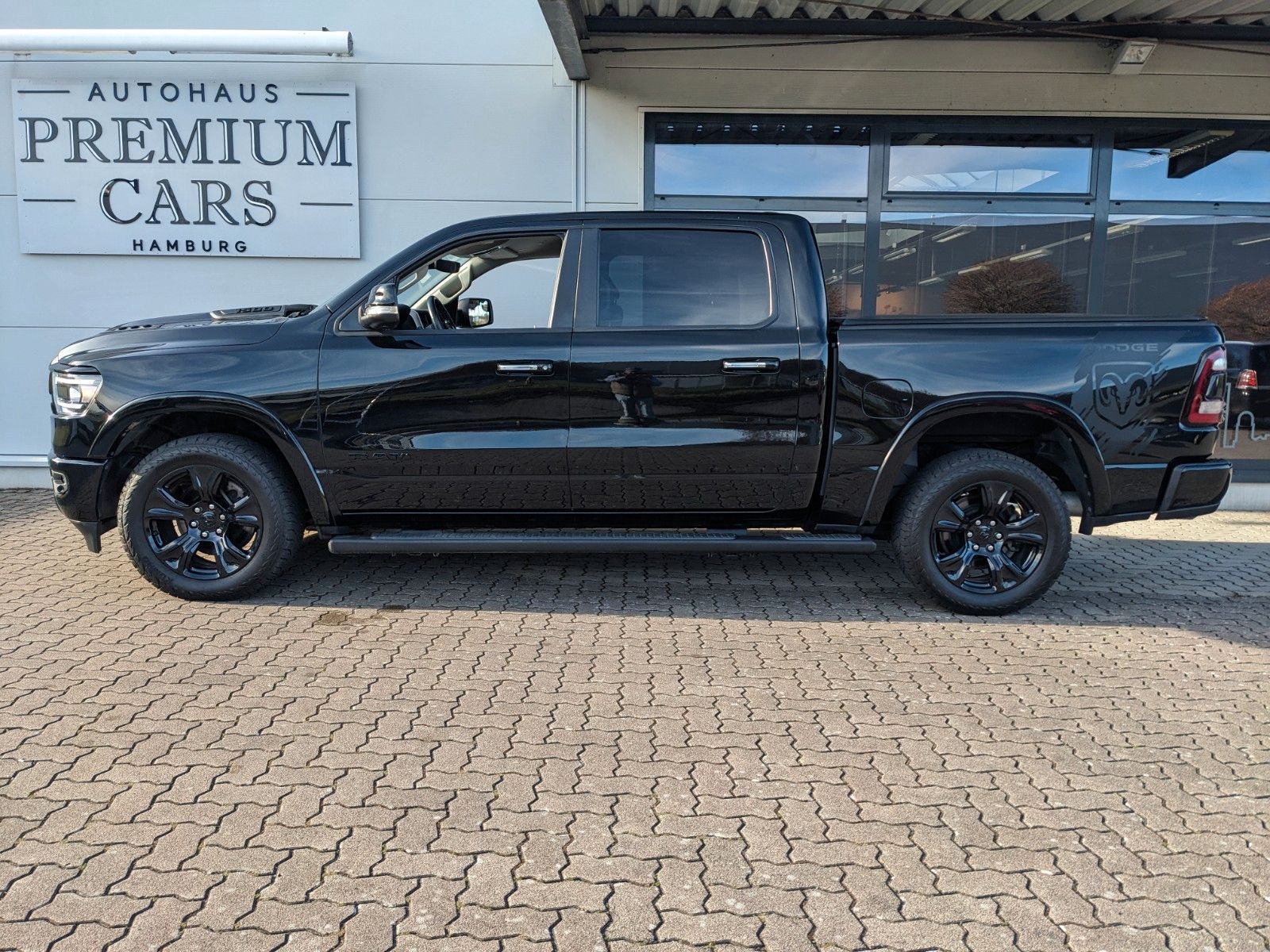Dodge RAM 1500  Laramie  HEMI 5.7 LPG-Gas E-TORQUE 4x4