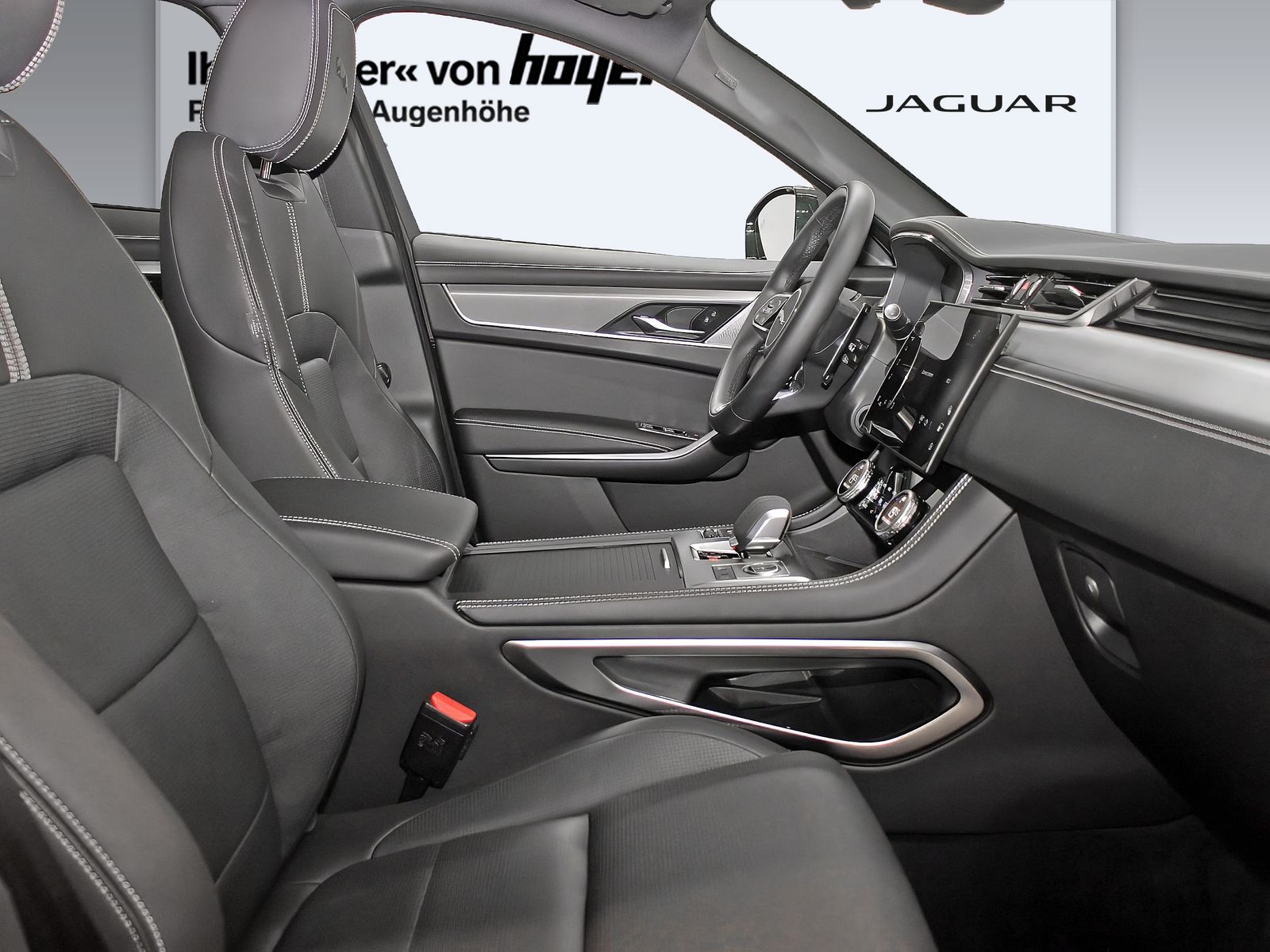 Jaguar F-Pace D300 AWD R-Dynamic SE inkl. Winterkomplet