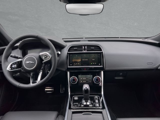 Jaguar XE D200 R-Dynamic HSE HUD StandHZG Navi Leder Me