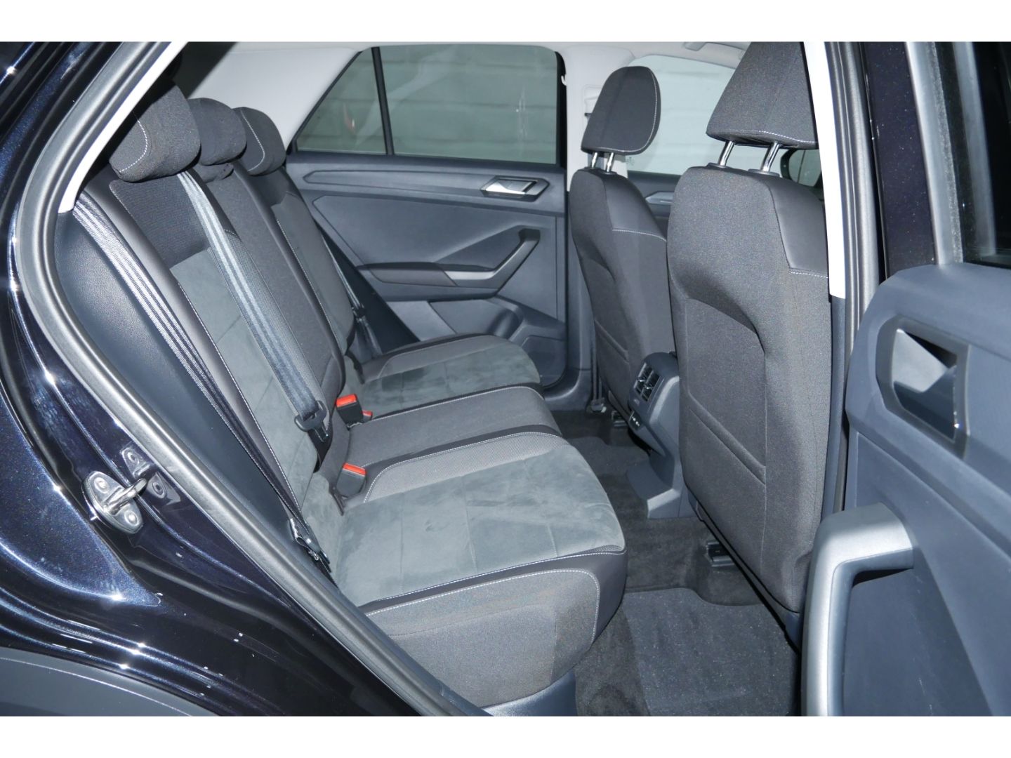 Volkswagen T-Roc Style 1.5 TSI - Samsaru's Car Outlet
