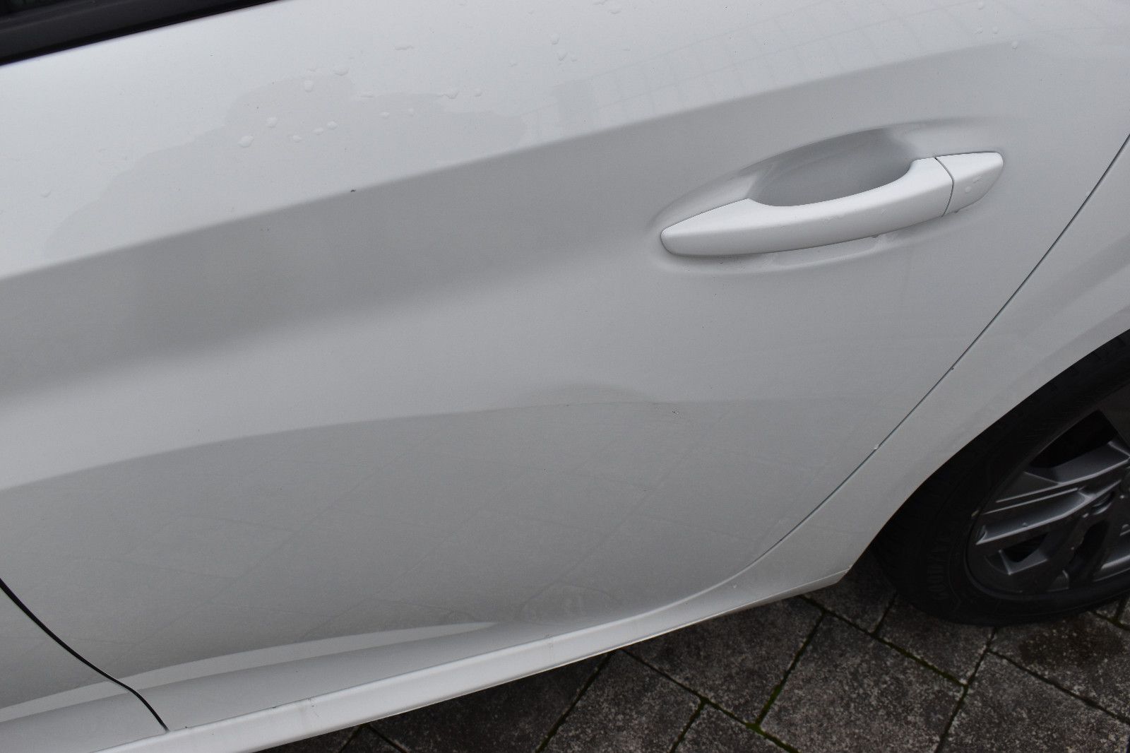 Peugeot 208 ActivePack 100 - Samsaru's Car Outlet