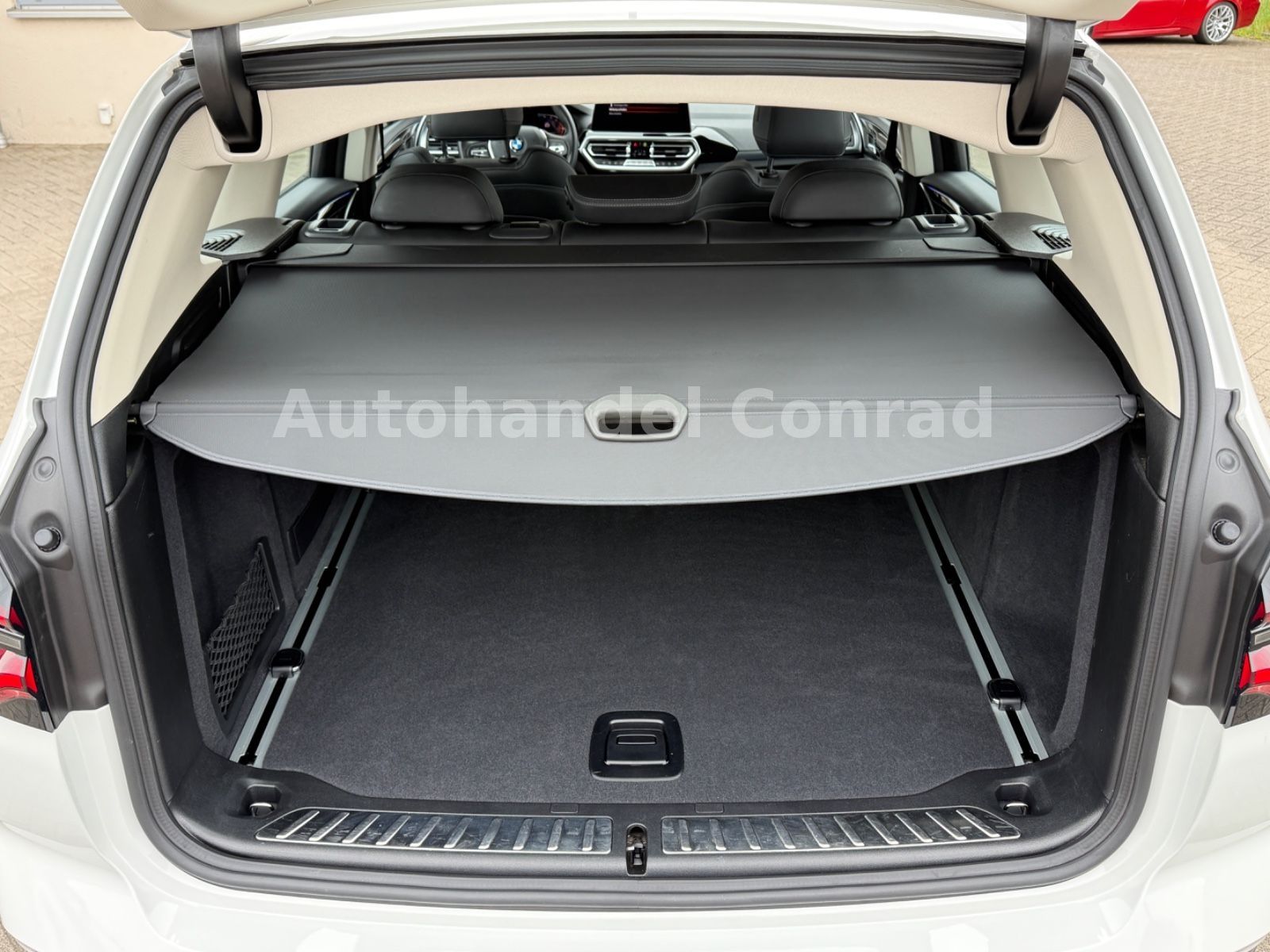 BMW X3 xDrive 20d - Samsaru's Car Outlet