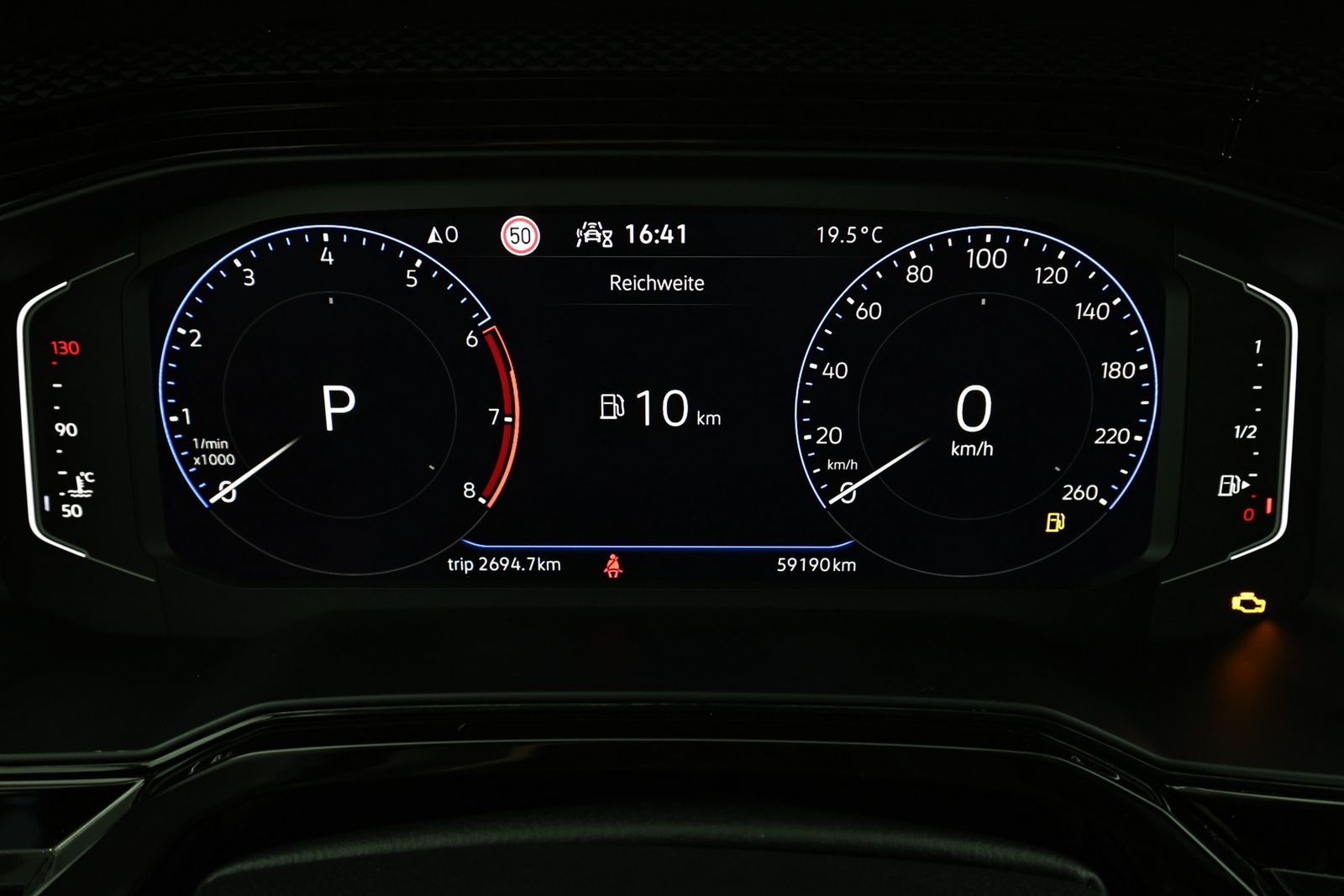 Volkswagen Taigo 1.0 TSI Life - Samsaru's Car Outlet