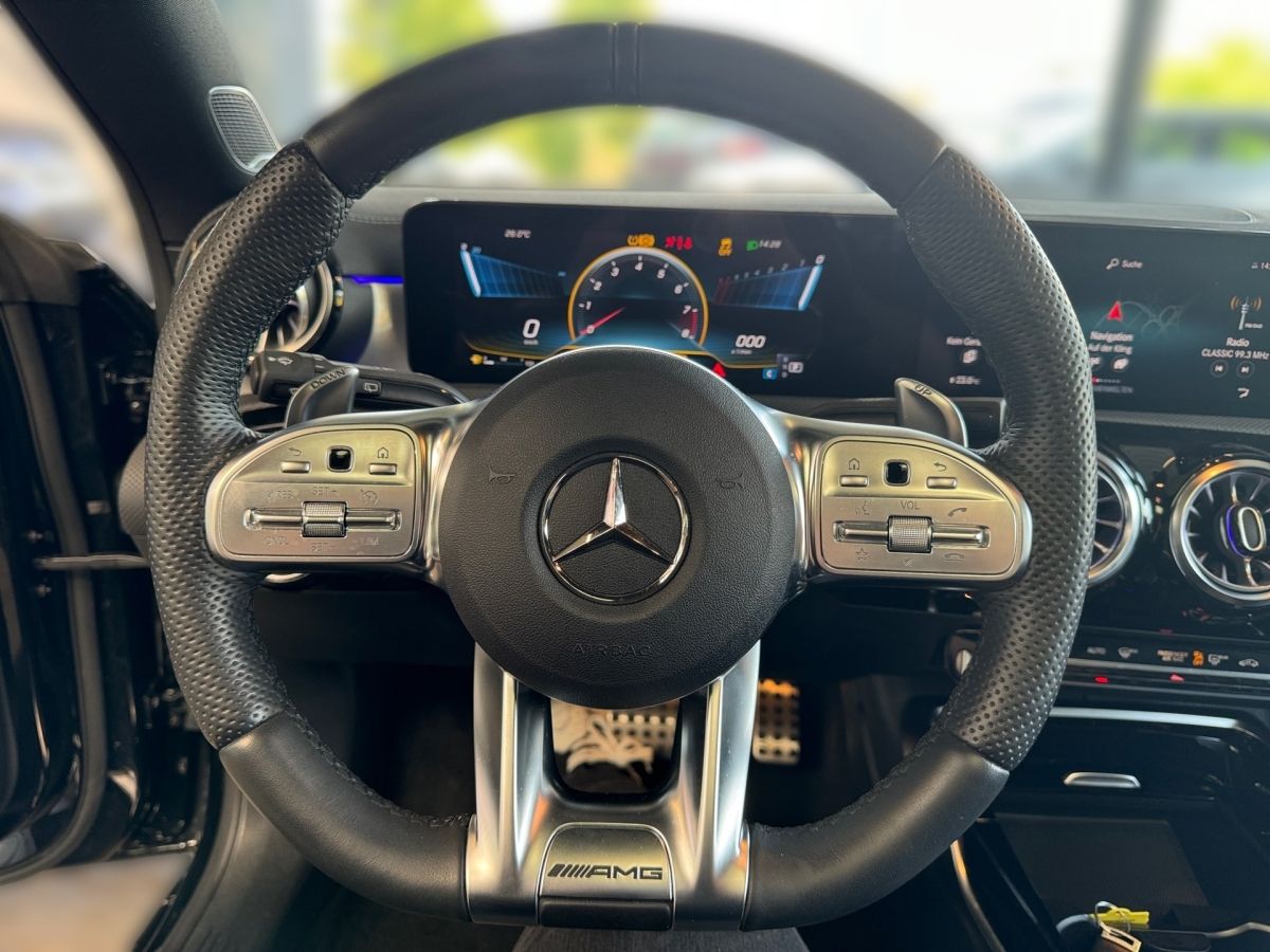 Mercedes-Benz CLA 45 4M+ Shooting Brake AMG - Samsaru's Car Outlet
