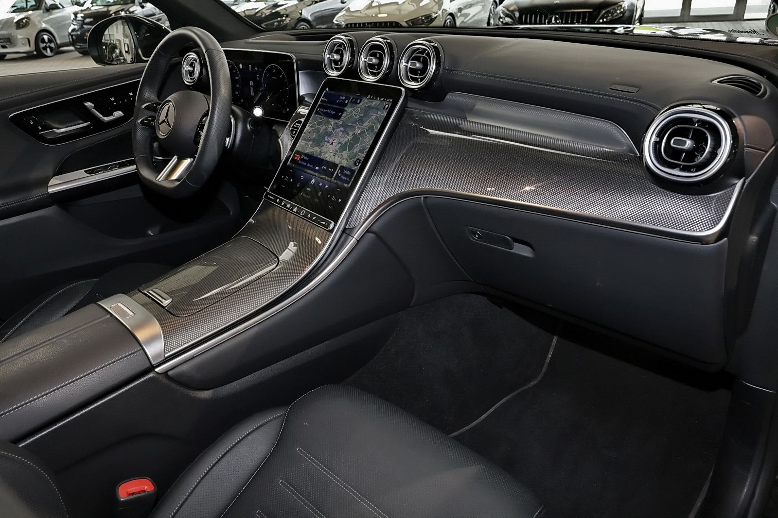 Mercedes-Benz GLC 300 d 4M AMG MBUX+360°+DIG-LED+Pano+AHK+HUD
