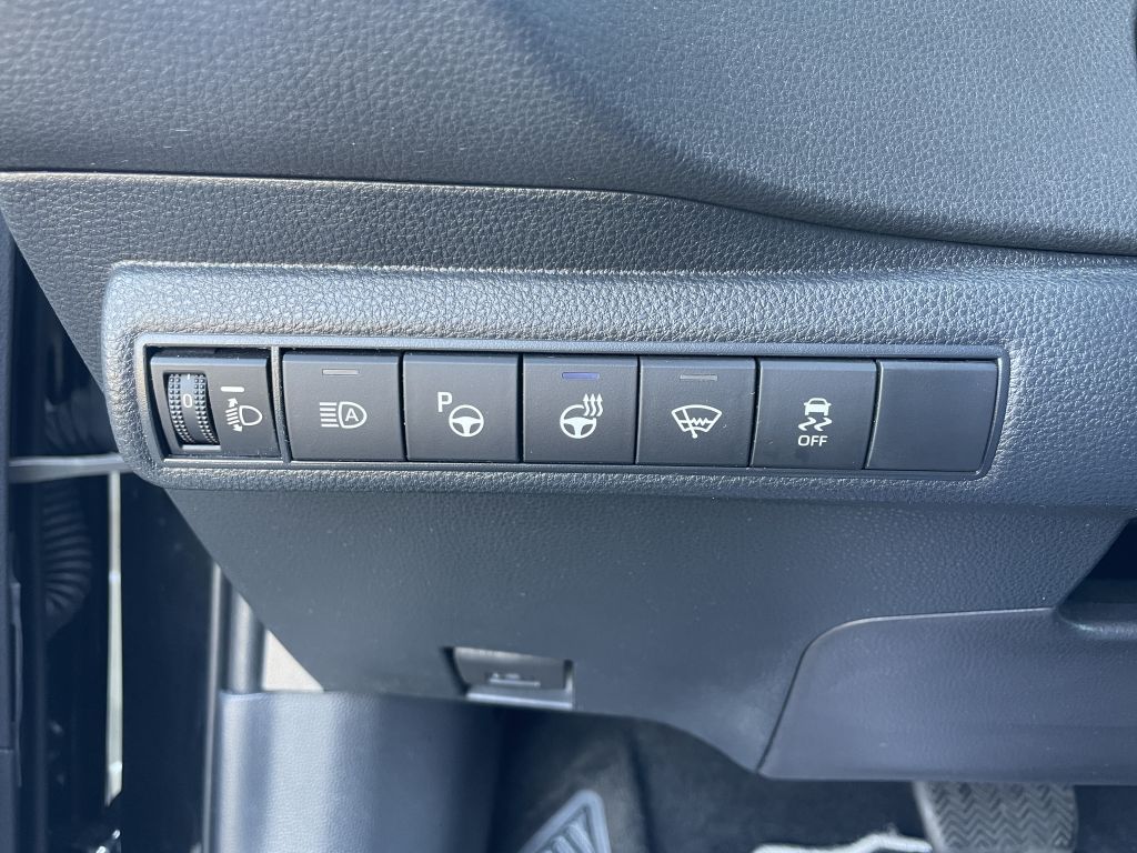 Toyota Corolla 2.0 Hybrid - Samsaru's Car Outlet