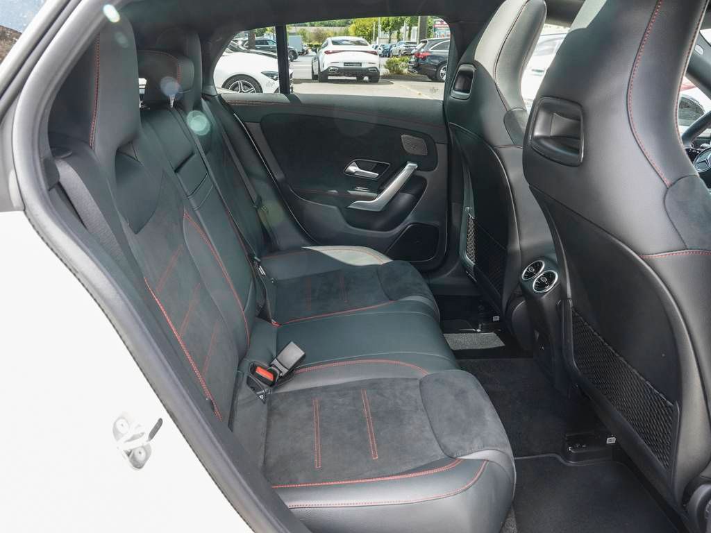Mercedes-Benz CLA 250 4M AMG-LINE PREMIUM - Samsaru's Car Outlet
