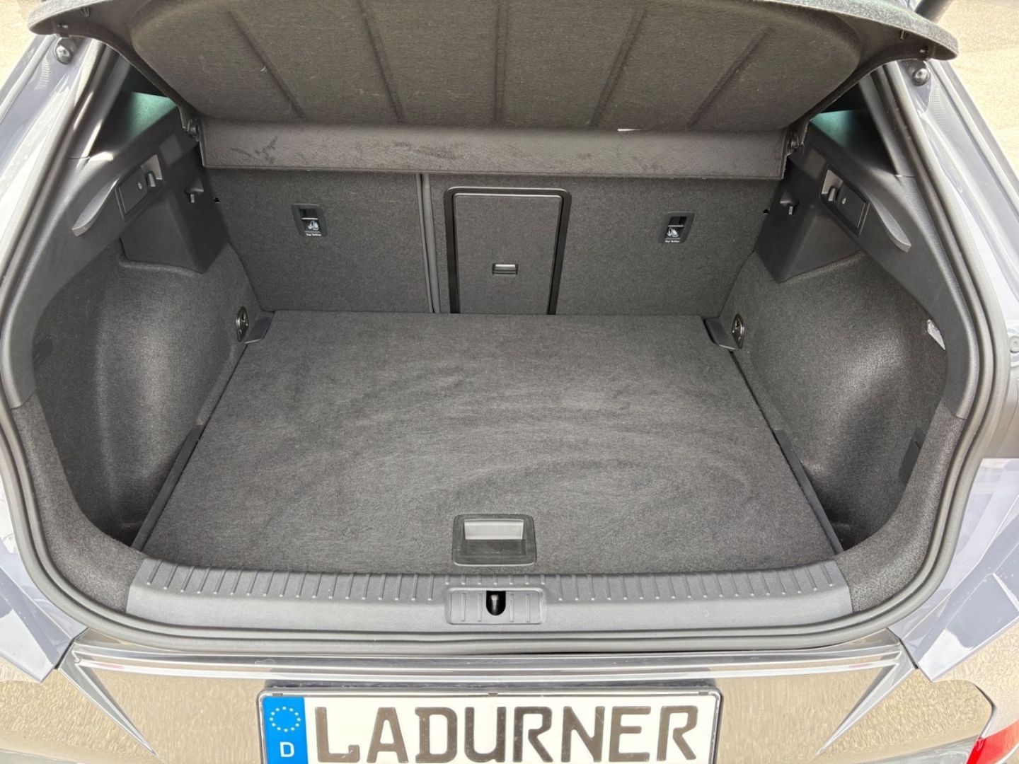 Cupra Formentor 2.0ITSI VZ 310PS AHK+NAVI+BEATS+COPPER