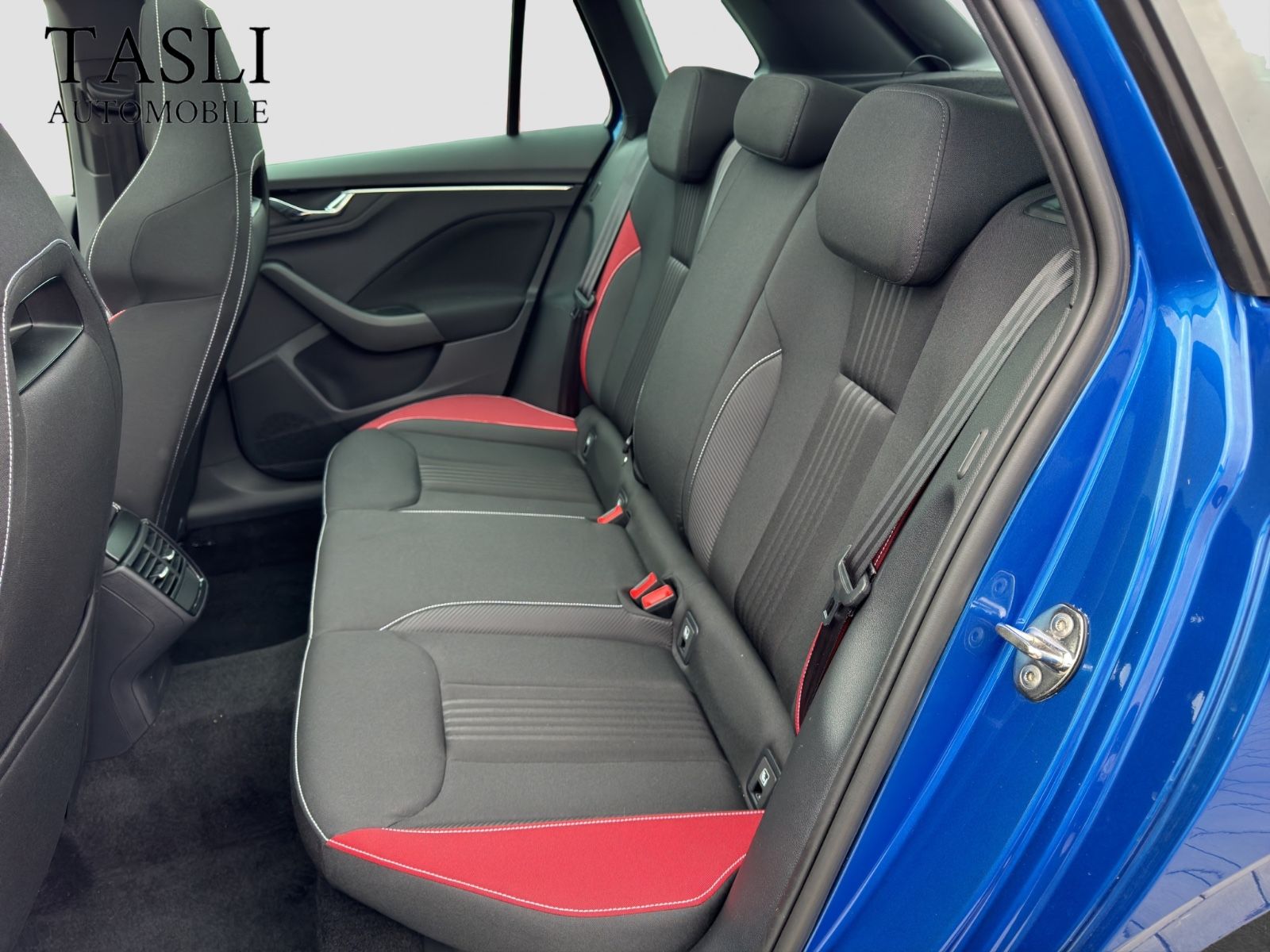 Skoda Kamiq Monte Carlo - Samsaru's Car Outlet
