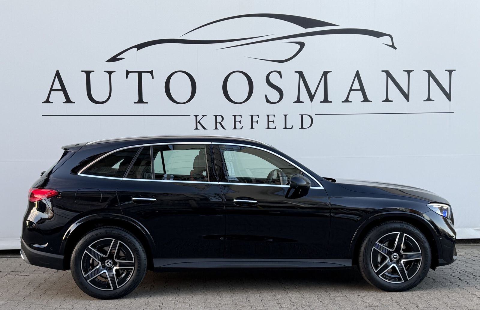 Mercedes-Benz GLC 300 4Matic 9G-TRONIC AMG Line Advanced