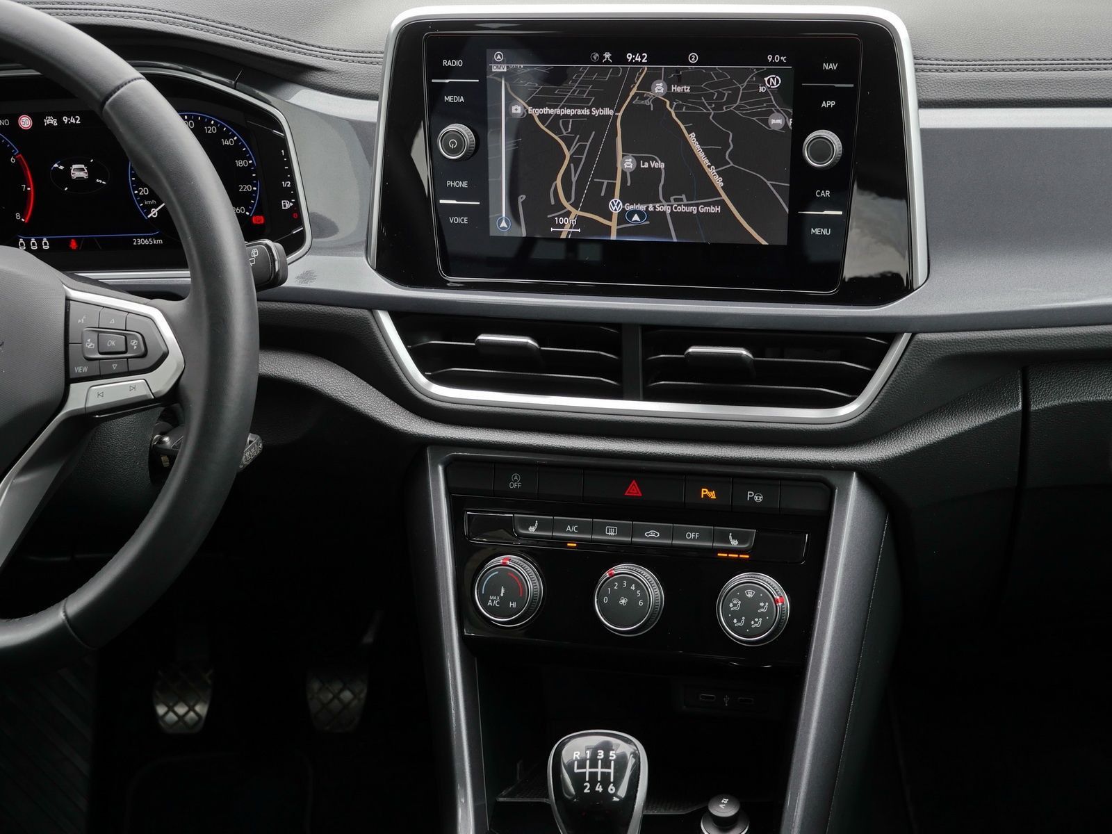 Volkswagen T-Roc Style 1.0 TSI - Samsaru's Car Outlet