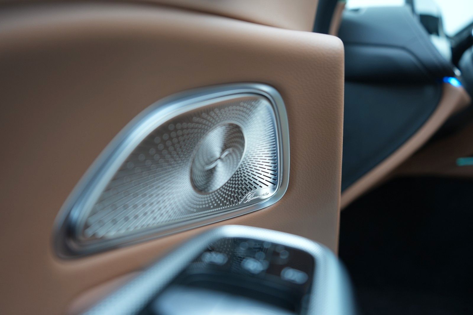Mercedes-Benz E 200 AMG Premium Plus - Samsaru's Car Outlet