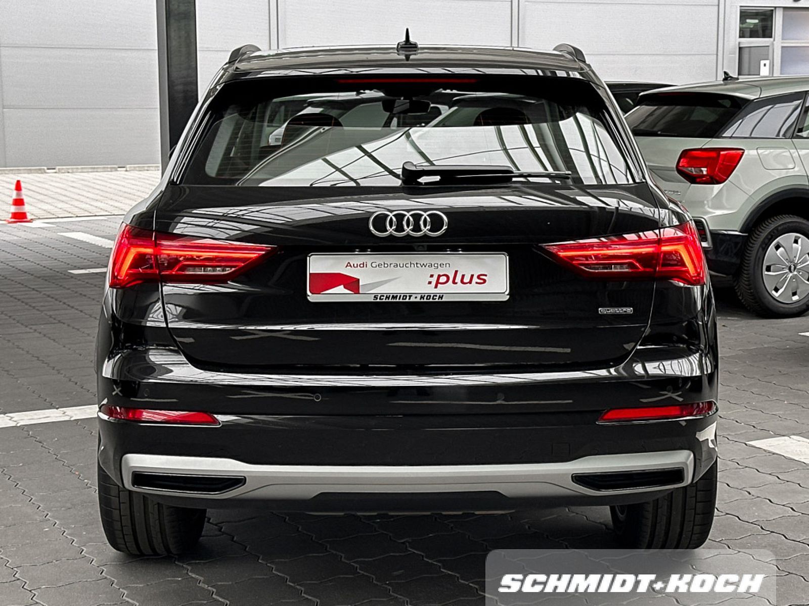 Audi Q3 quattro 45 TFSI advanced S tronic - Samsaru's Car Outlet