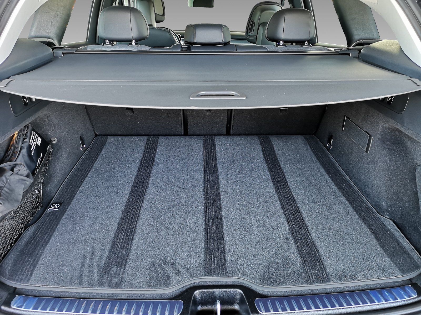 Mercedes-Benz GLC 200 4M Avantgarde Plus - Samsaru's Car Outlet