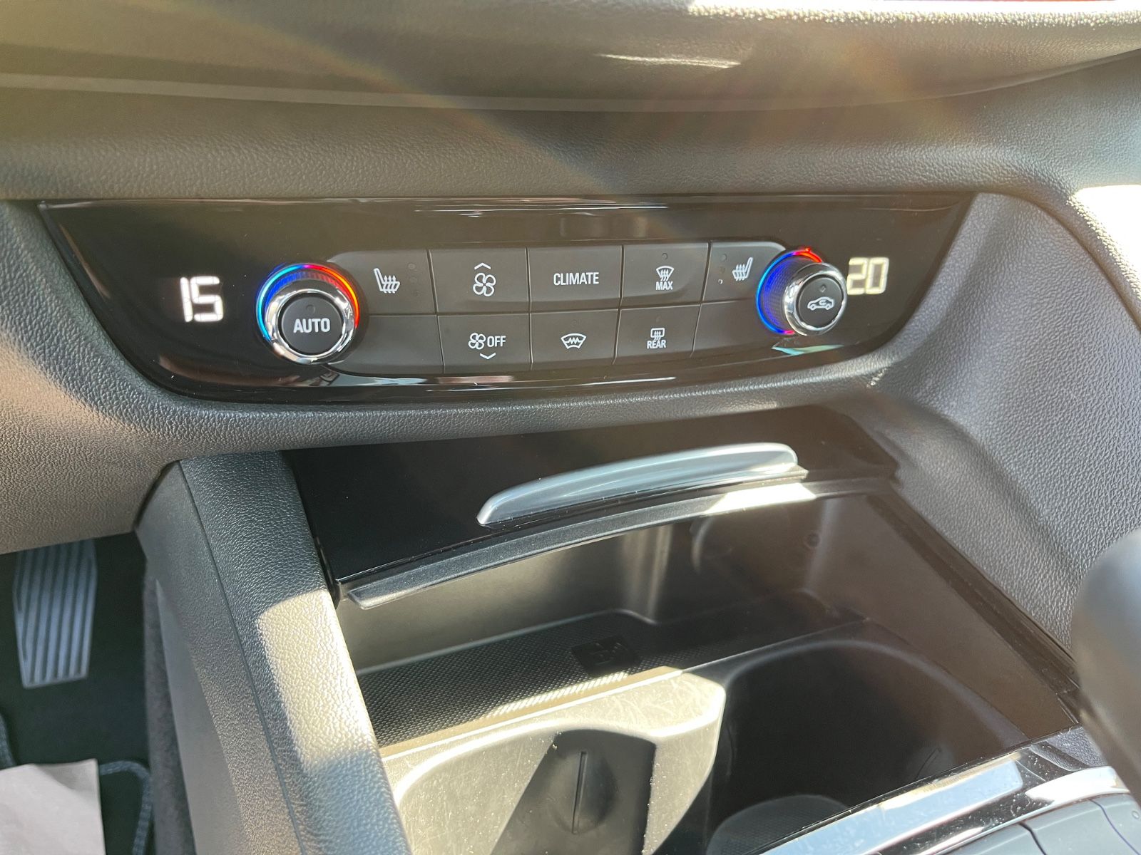 Opel Insignia B ST 1,5 D Aut. Business - Samsaru's Car Outlet