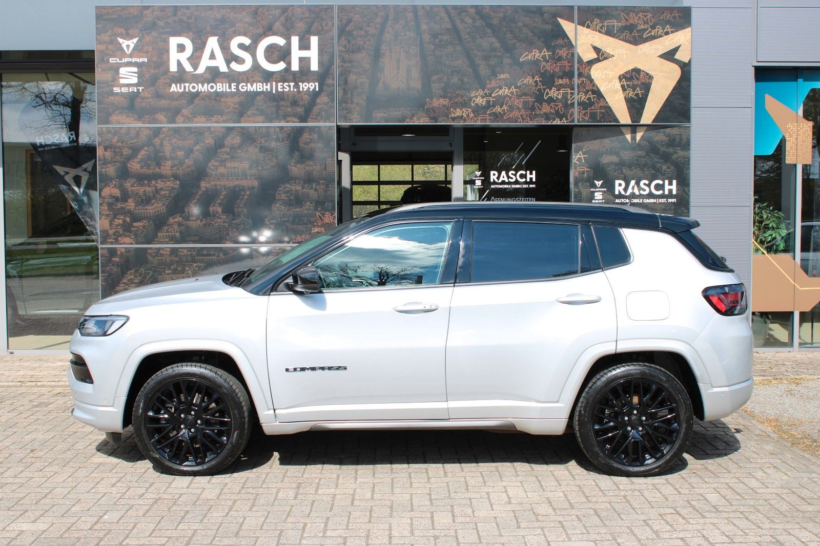 Jeep Compass S 1.3 Plug-In Hybrid 4WD +LEDER+ACC+NAVI