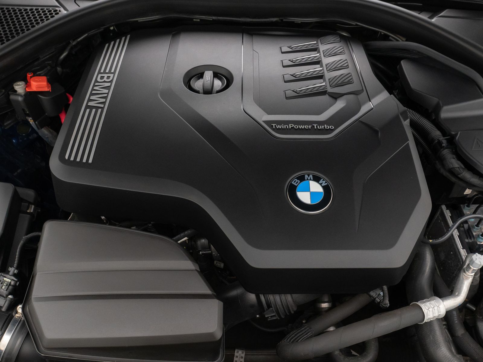 BMW 330i xD - Samsaru's Car Outlet