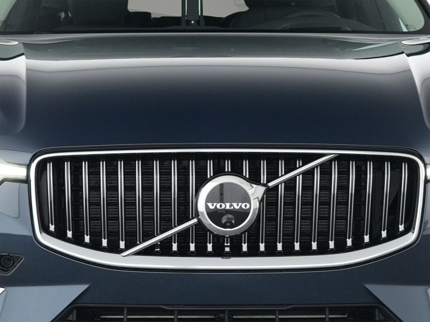 Volvo XC60 T6 Plus Bright Plug-In Hybrid AWD EU6d Luft