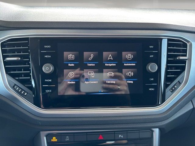Volkswagen T-Roc 1.5TSI Active - Samsaru's Car Outlet