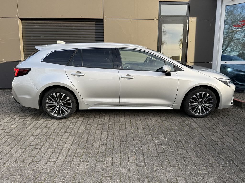 Toyota Corolla Touring Sports 1.8 Hybrid Team D