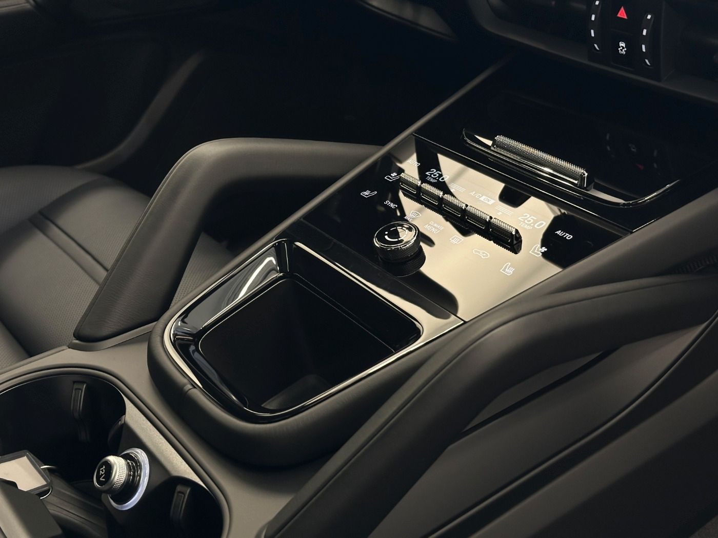 Porsche Cayenne S E-Hybrid Coupé AHK PANO BOSE