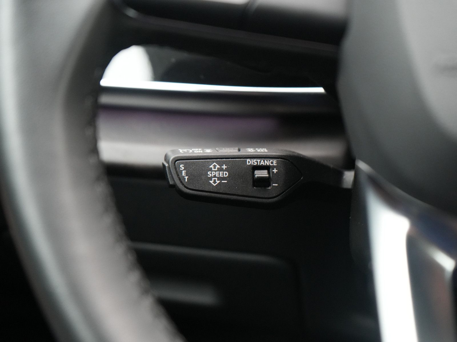 Audi Q8 e quattro S line MASSAGE B&O LUFT AHK LEDER