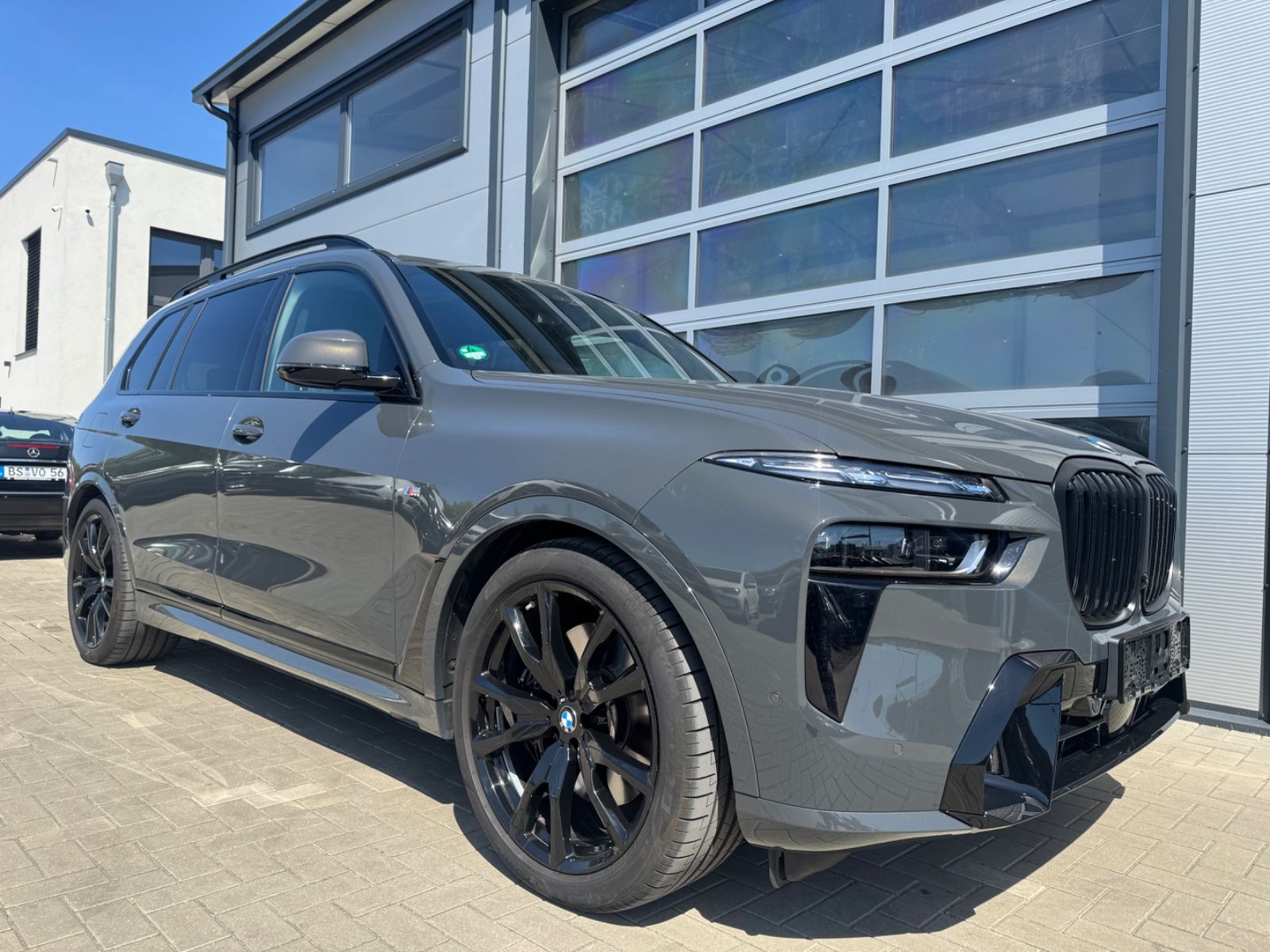 BMW X7 BowersWilk. M-Pac Pro Krystal Executive Drive