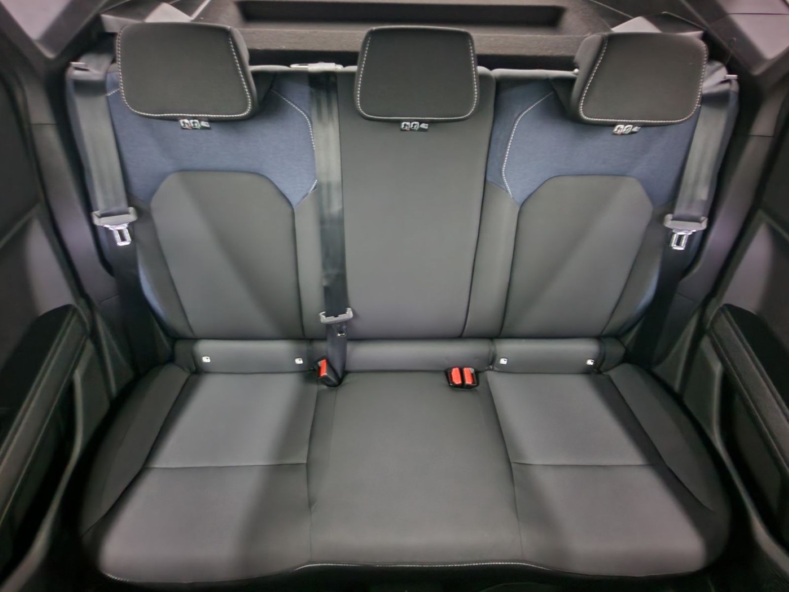 Dacia Duster Journey TCe 130 - Samsaru's Car Outlet