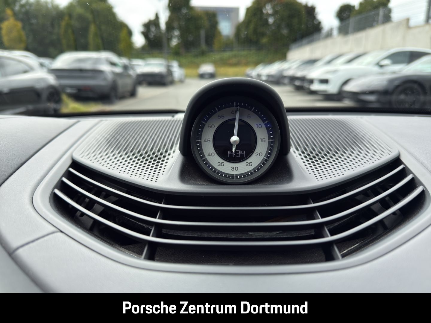 Porsche Taycan GTS Head-Up LED-Matrix Surround-View