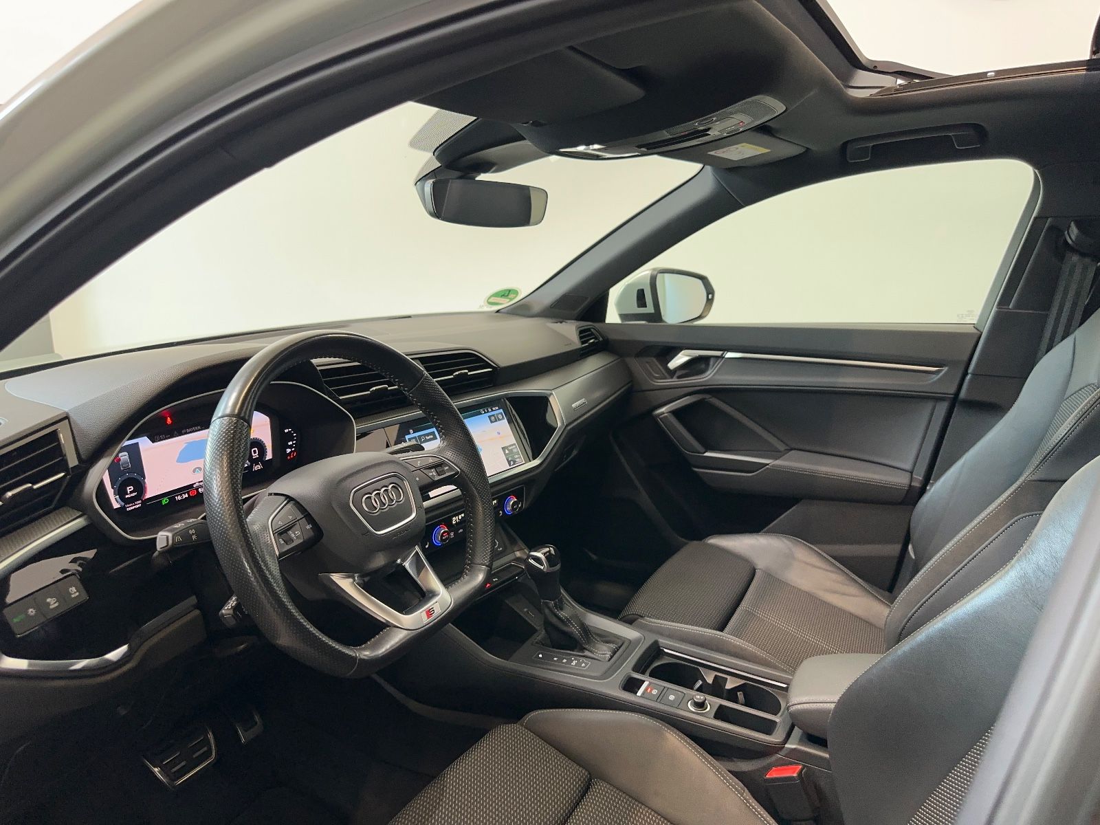 Audi Q3 Sportback 45 TFSI quattro S line - Samsaru's Car Outlet
