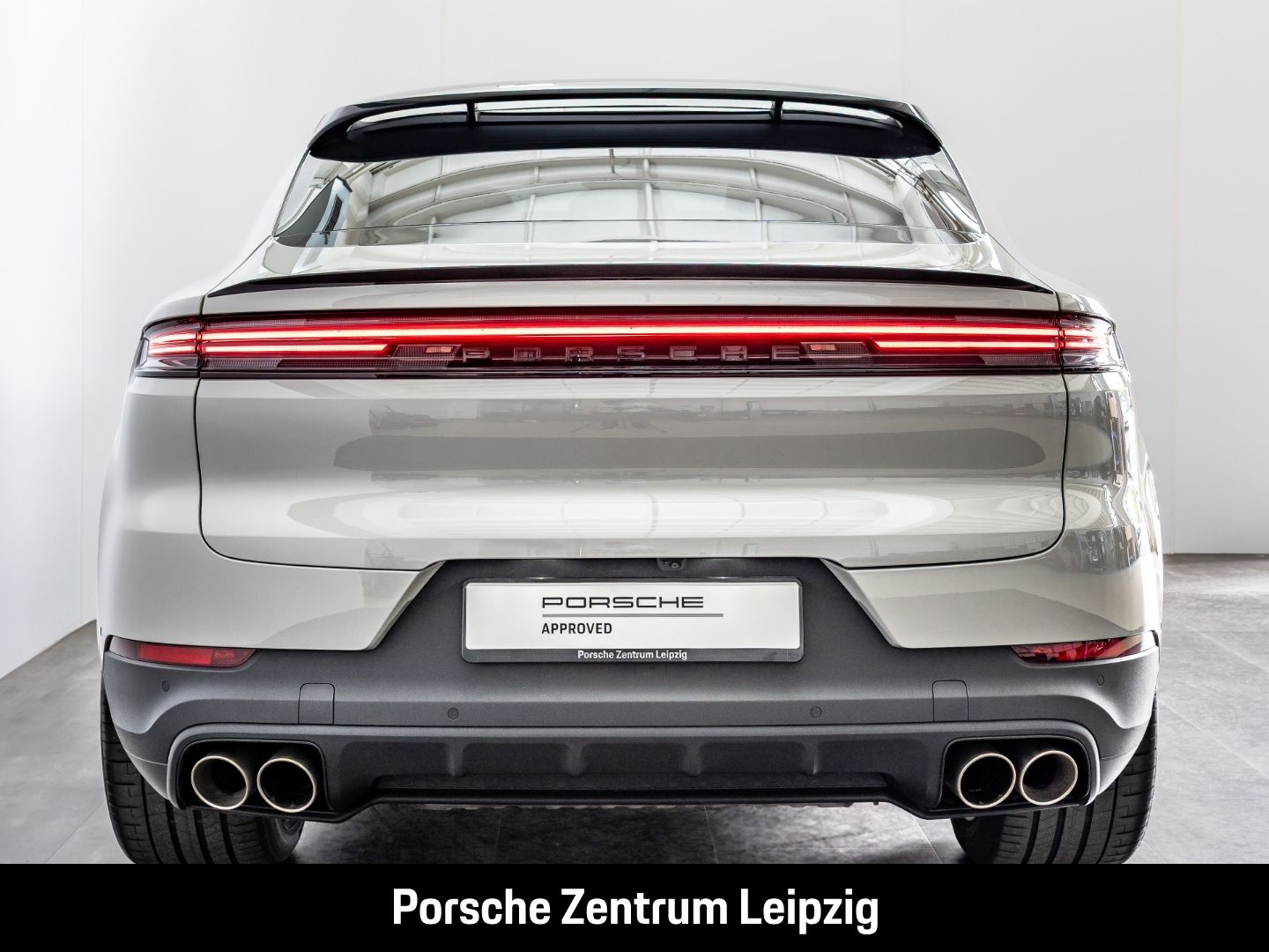 Porsche Cayenne S Coupe HD Massage PDCC InnoDrive HeadUp