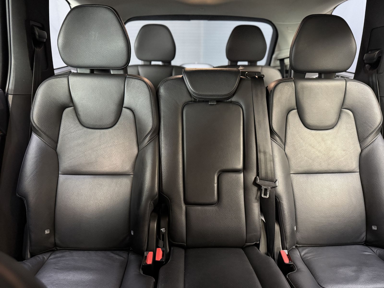 Volvo XC90 Inscription AWD - Samsaru's Car Outlet