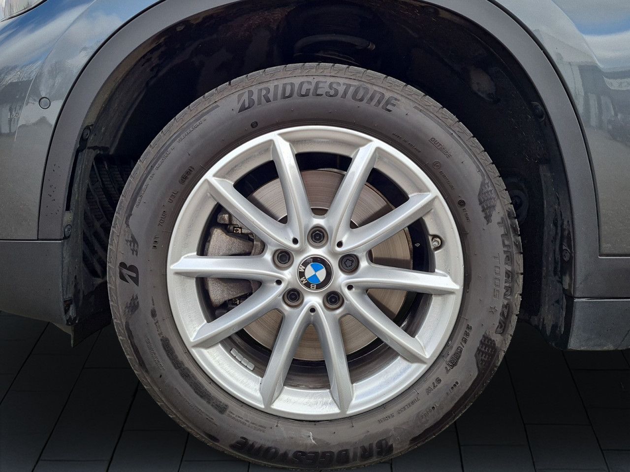 BMW X1 xDrive20iA Advantage - Samsaru's Car Outlet