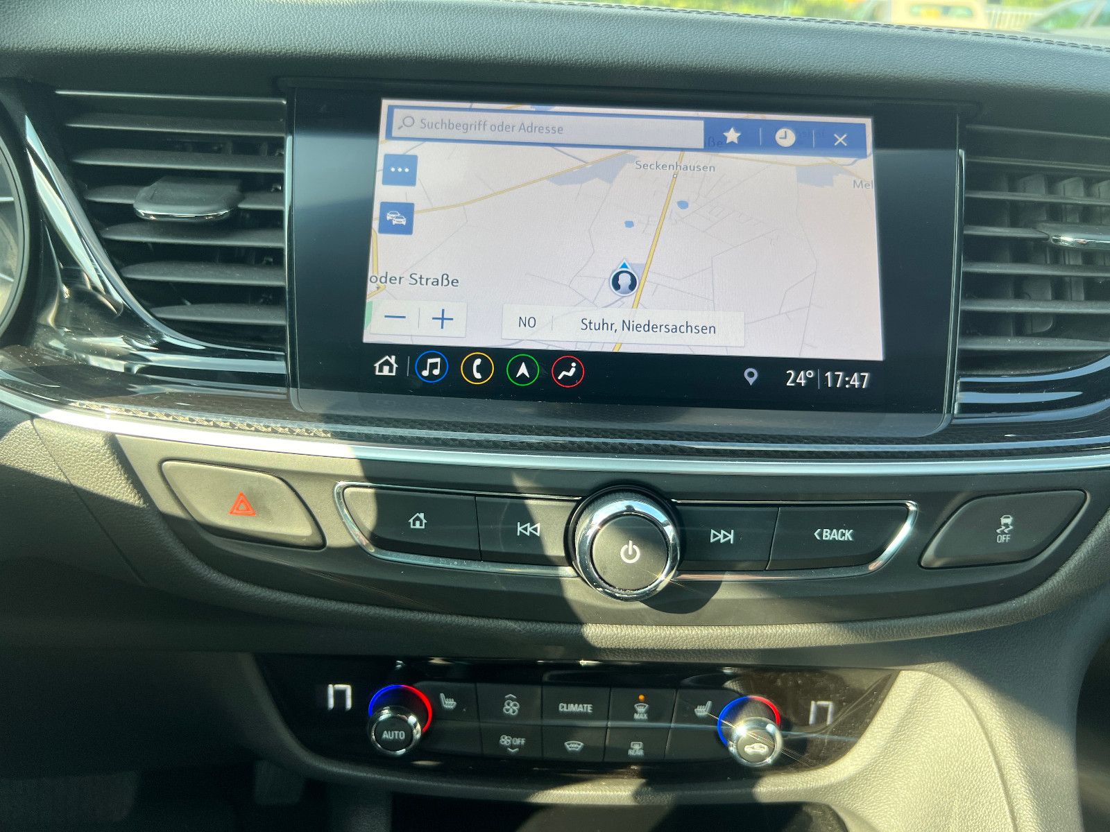 Opel Insignia B Sports Tourer Aut. - Samsaru's Car Outlet